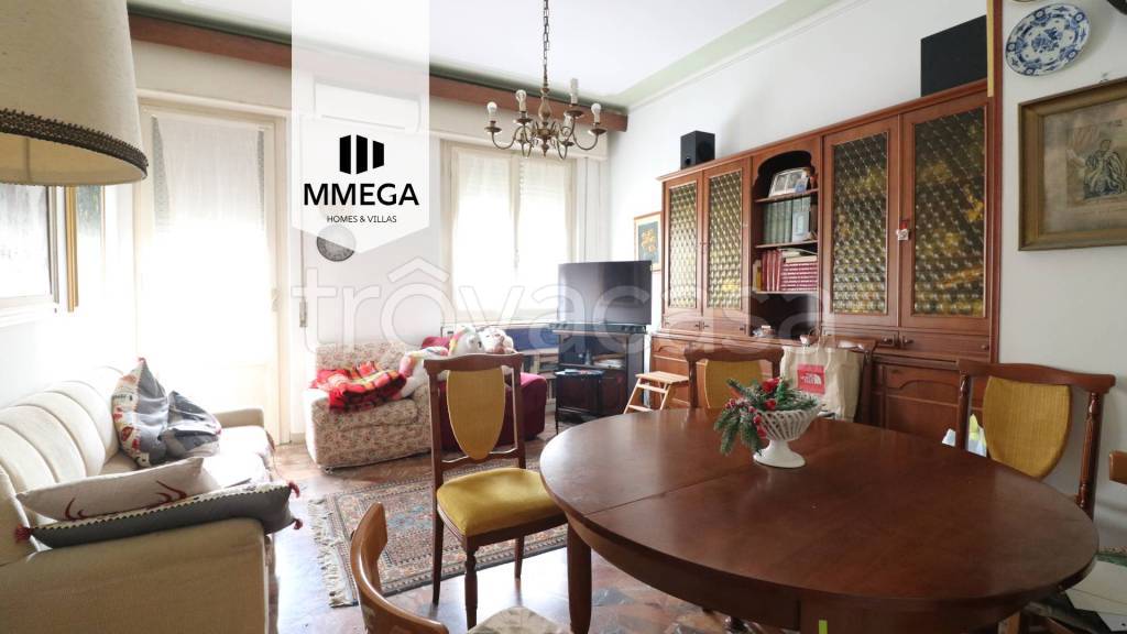 appartamento in vendita a Firenze in zona Coverciano