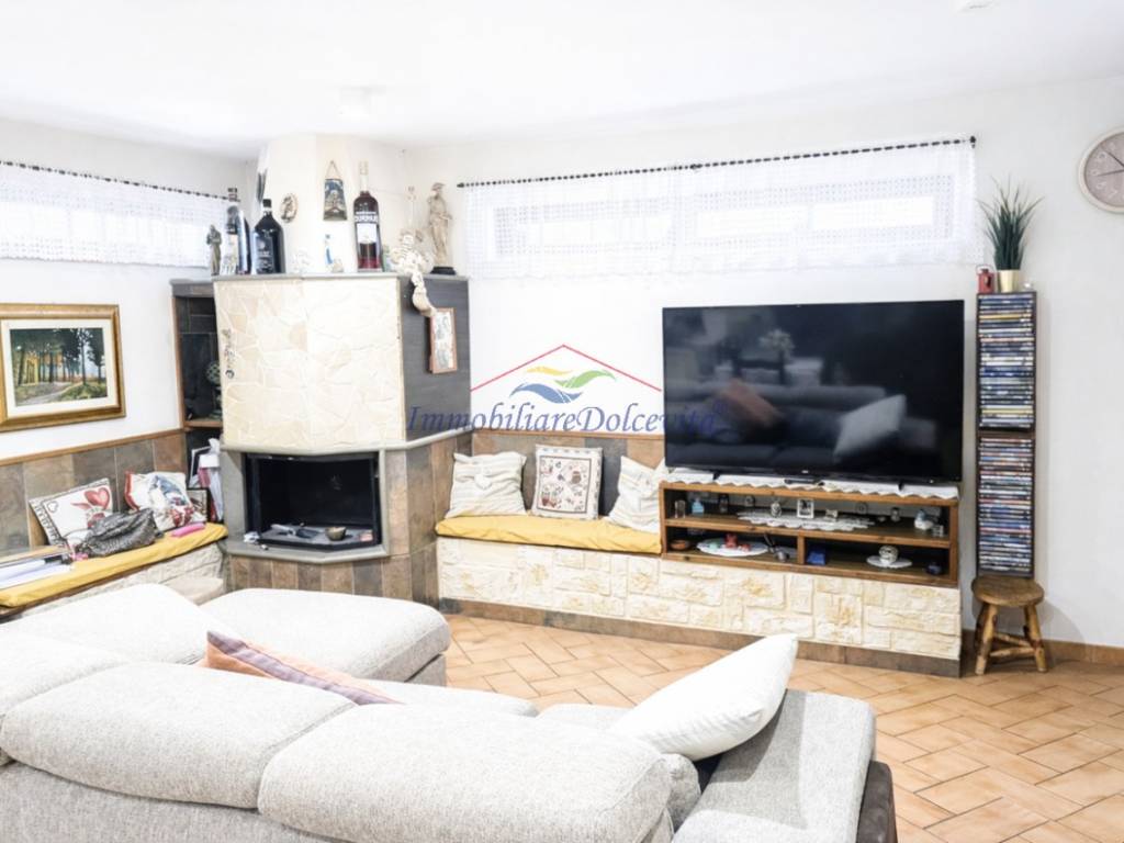casa indipendente in vendita a Firenze in zona Legnaia