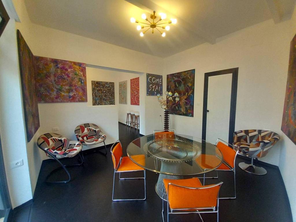 negozio in vendita a Firenze in zona Porta Romana