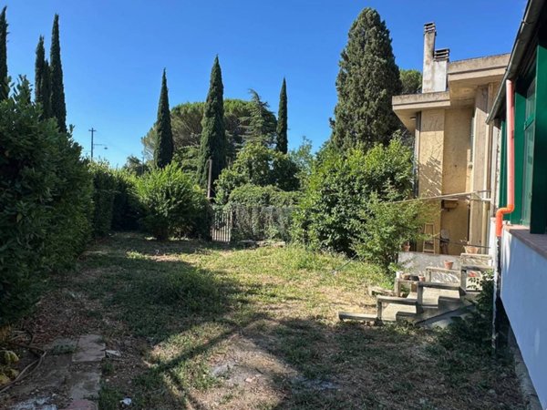 appartamento in vendita a Firenze in zona Bellosguardo