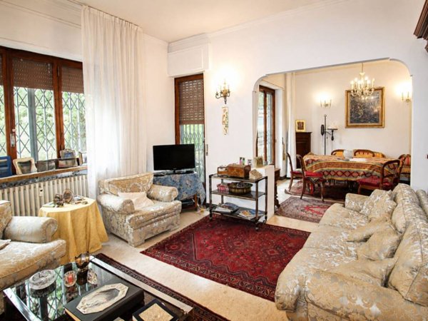 appartamento in vendita a Firenze in zona Campo di Marte