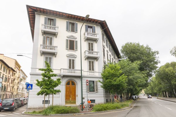 appartamento in vendita a Firenze in zona Centro Santa Maria Novella
