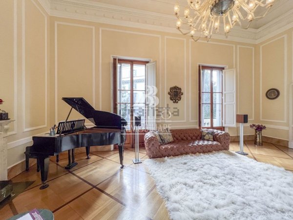 appartamento in vendita a Firenze in zona Centro Santa Croce