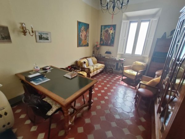 appartamento in vendita a Firenze in zona Statuto