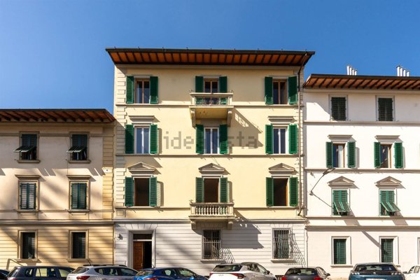 appartamento in vendita a Firenze in zona Campo di Marte