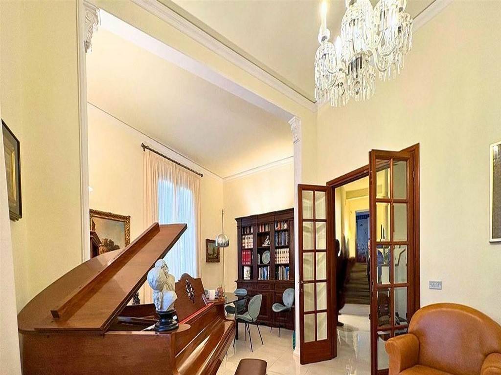 casa indipendente in vendita a Firenze in zona Campo di Marte