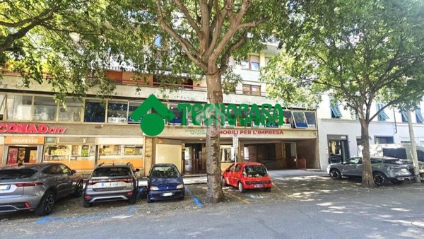 ufficio in vendita a Firenze in zona Firenze Nova