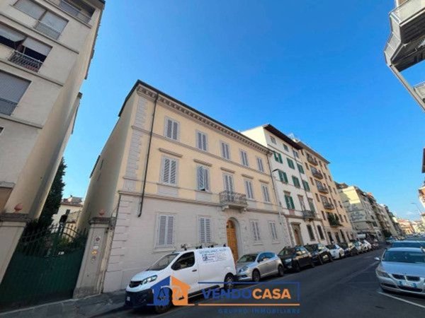 appartamento in vendita a Firenze in zona Le Cure