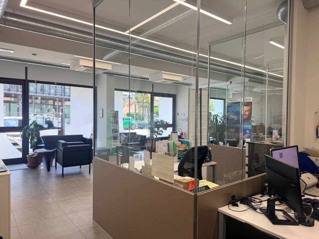 ufficio in vendita a Firenze in zona Careggi