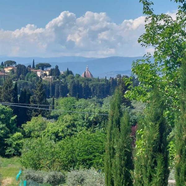 terreno agricolo in vendita a Firenze in zona Pian dei Giullari