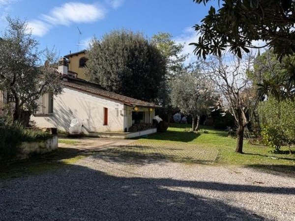 casa indipendente in vendita a Firenze in zona Porta Romana