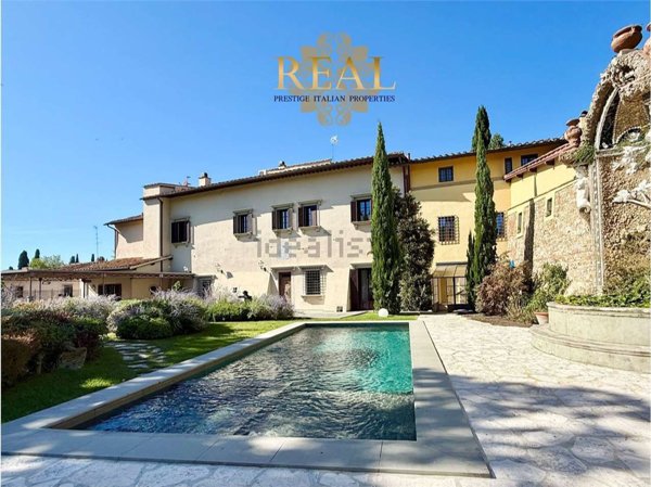 casa indipendente in vendita a Firenze in zona Porta Romana