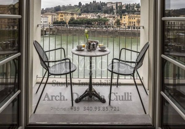 appartamento in vendita a Firenze in zona Ognissanti