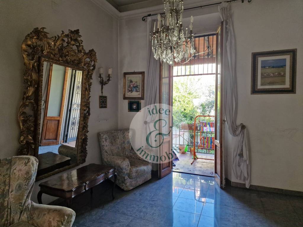 casa indipendente in vendita a Firenze in zona Centro Storico