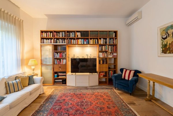 appartamento in vendita a Firenze in zona Campo di Marte