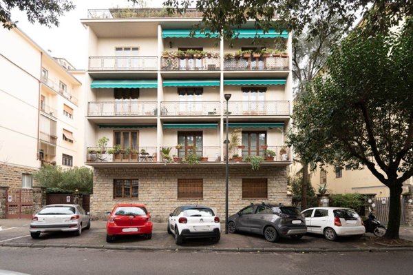 appartamento in vendita a Firenze in zona Campo di Marte