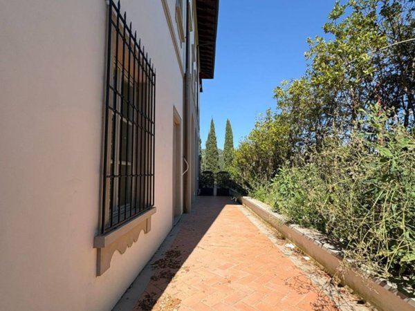 appartamento in vendita a Firenze in zona Coverciano