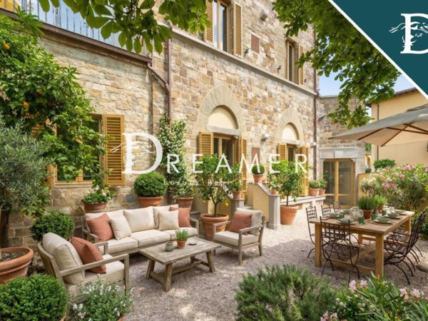 casa indipendente in vendita a Firenze in zona Centro San Niccolò