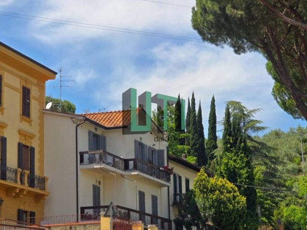 appartamento in vendita a Firenze in zona Galluzzo