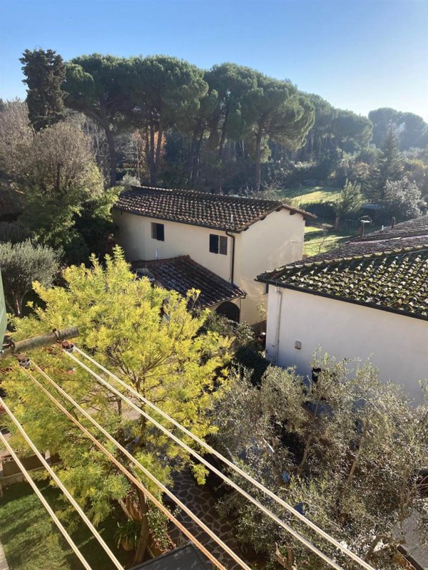 appartamento in vendita a Firenze in zona Bellosguardo