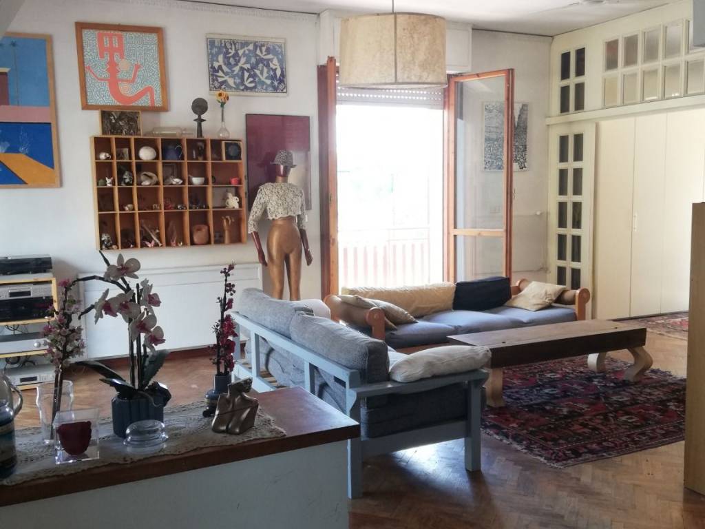 appartamento in vendita a Firenze in zona Isolotto