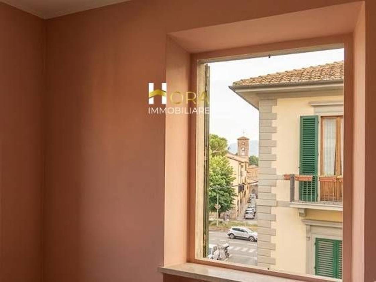 appartamento in vendita a Firenze in zona Campo di Marte
