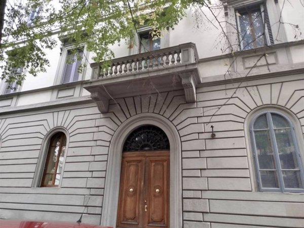 appartamento in vendita a Firenze in zona Campo di Marte