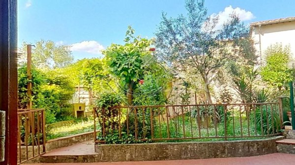 casa indipendente in vendita a Firenze in zona Peretola
