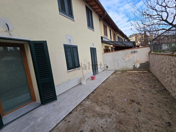 casa indipendente in vendita a Firenze in zona Novoli