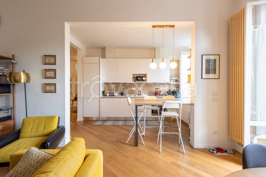 appartamento in vendita a Firenze in zona Coverciano