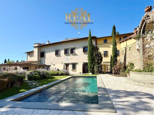 casa indipendente in vendita a Firenze in zona Porta Romana