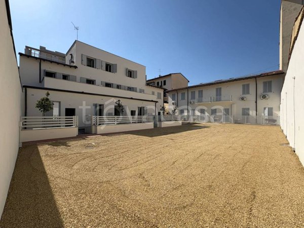 casa indipendente in vendita a Firenze in zona Careggi