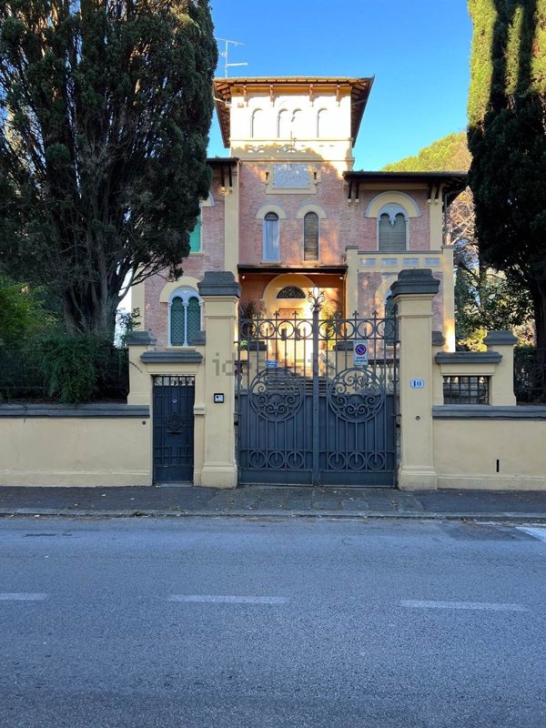 casa indipendente in vendita a Firenze