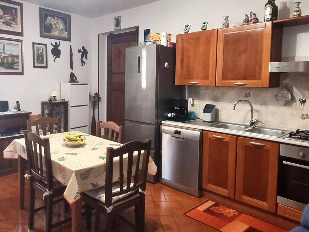 appartamento in vendita a Firenze in zona Brozzi