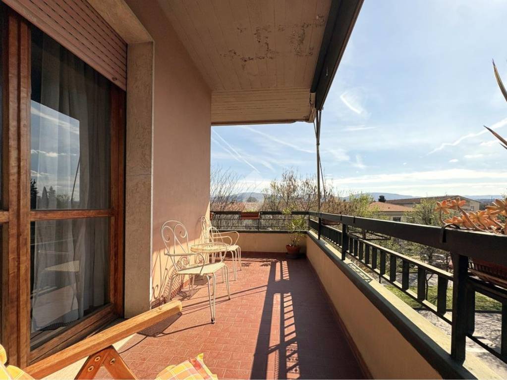 appartamento in vendita a Firenze in zona Coverciano