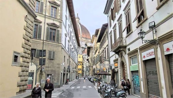 ufficio in vendita a Firenze in zona Centro Santa Maria Novella