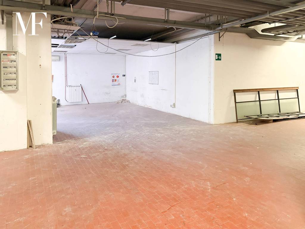 locale commerciale in vendita a Firenze