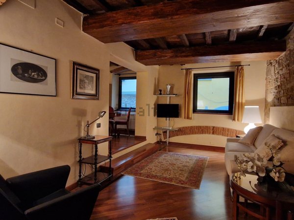 appartamento in vendita a Firenze in zona Centro Santa Maria Novella