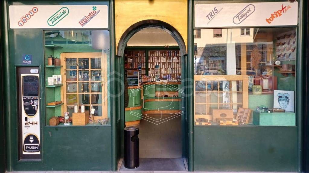 negozio in vendita a Firenze in zona Coverciano