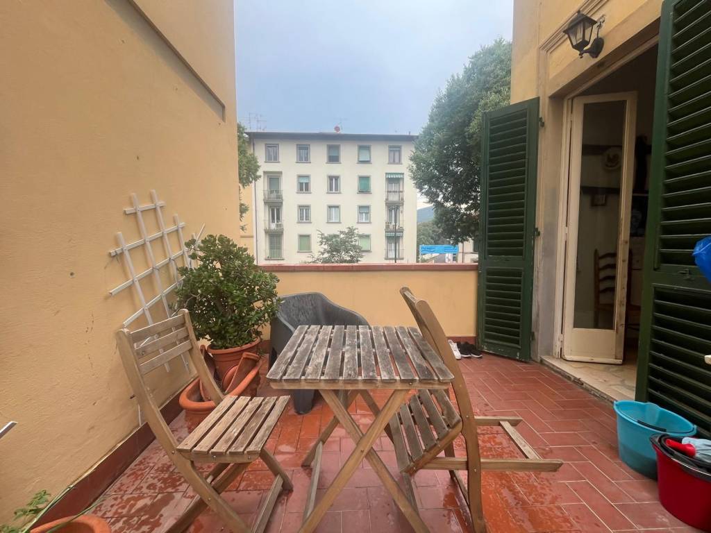 appartamento in vendita a Firenze in zona Campo di Marte