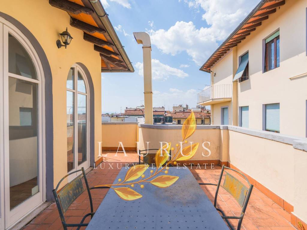appartamento in vendita a Firenze in zona Centro Duomo