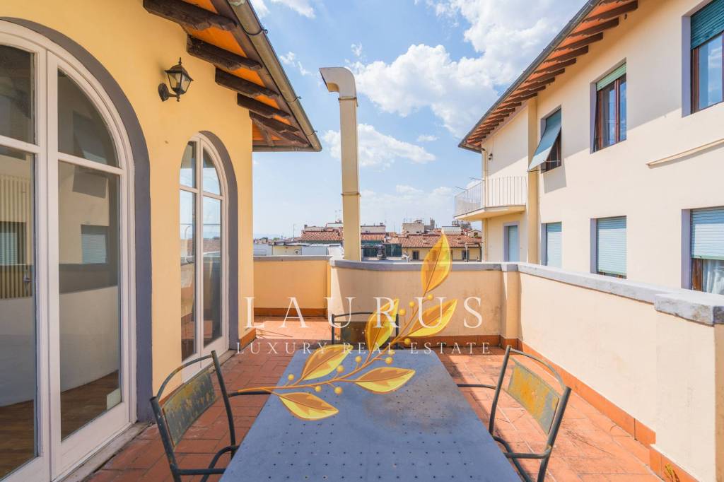 appartamento in vendita a Firenze in zona Centro Storico
