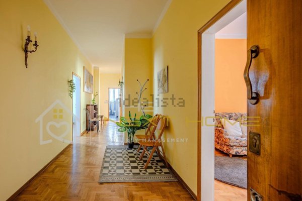 appartamento in vendita a Firenze in zona Campo di Marte