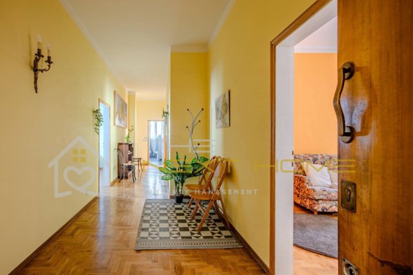 appartamento in vendita a Firenze in zona Campo di Marte