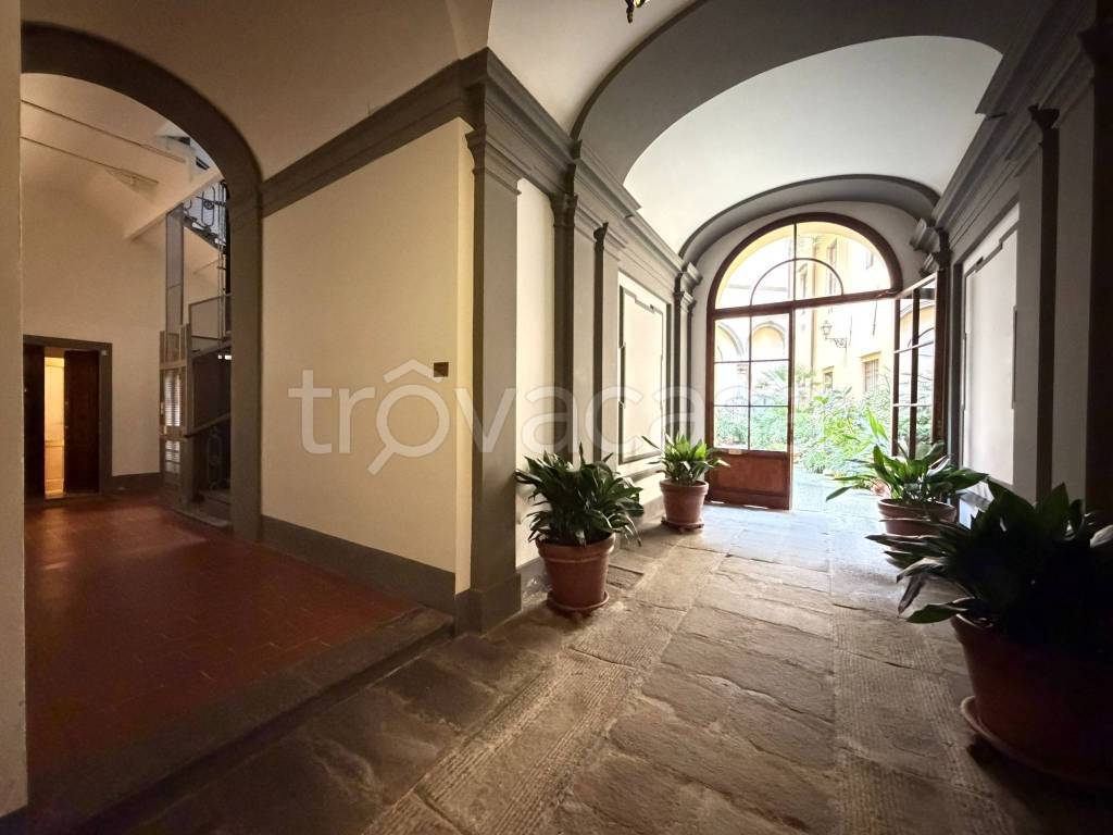 appartamento in vendita a Firenze in zona Centro Santa Croce