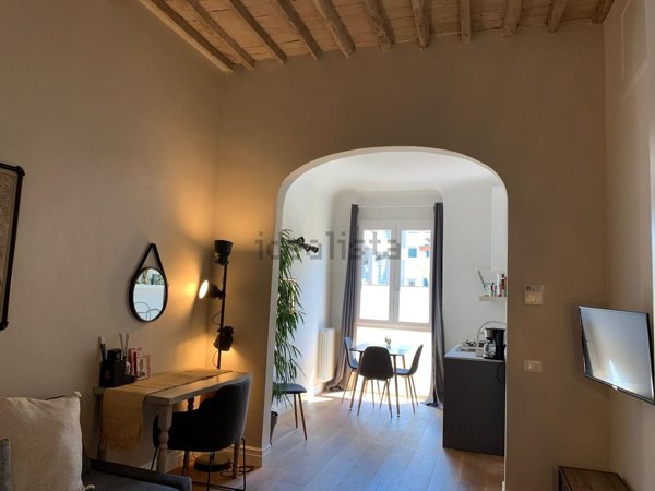appartamento in vendita a Firenze in zona Centro Santa Maria Novella