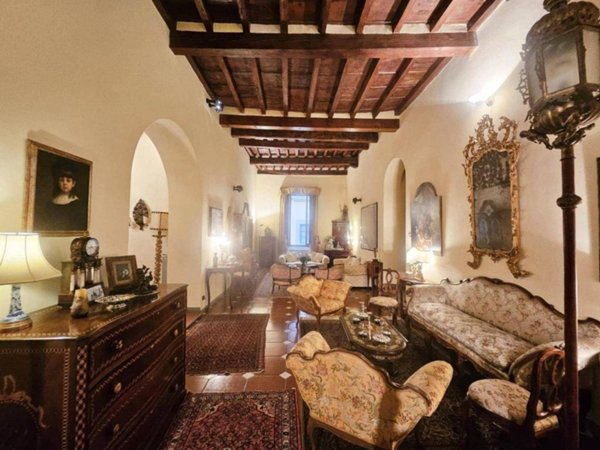 appartamento in vendita a Firenze in zona Centro Santa Maria Novella
