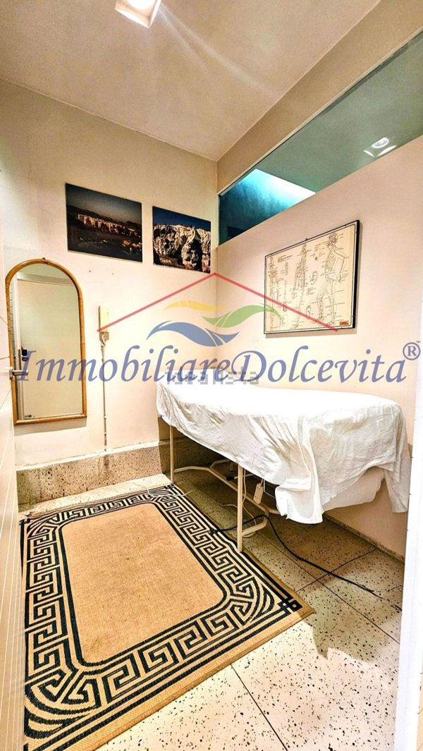 negozio in vendita a Firenze in zona Bellariva