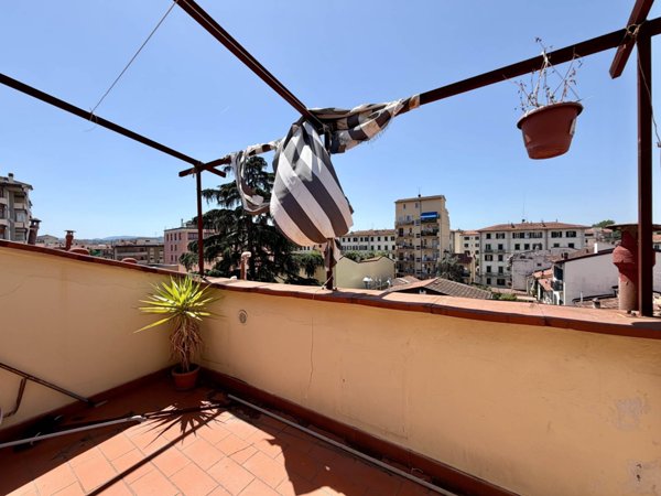 appartamento in vendita a Firenze in zona Statuto