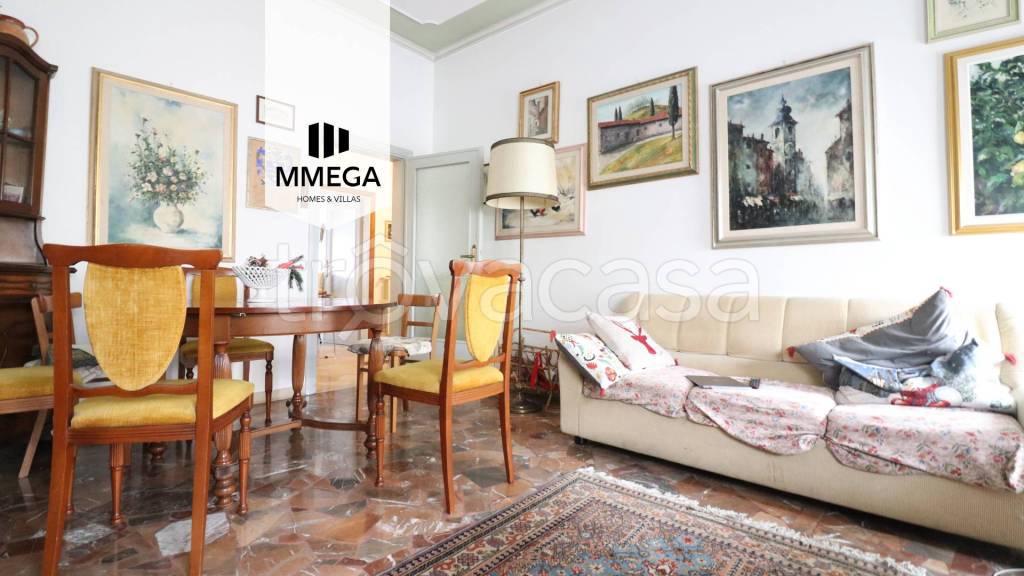 appartamento in vendita a Firenze in zona Coverciano